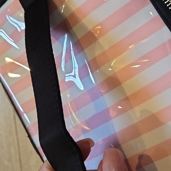 NWT Victoria's Secret Pink/White Striped Vinyl Zipper Travel Case - Picture 3 of 10